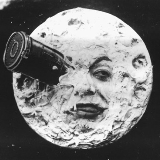 <span>Atelier</span> La Lune<span> à travers tous les arts</span>